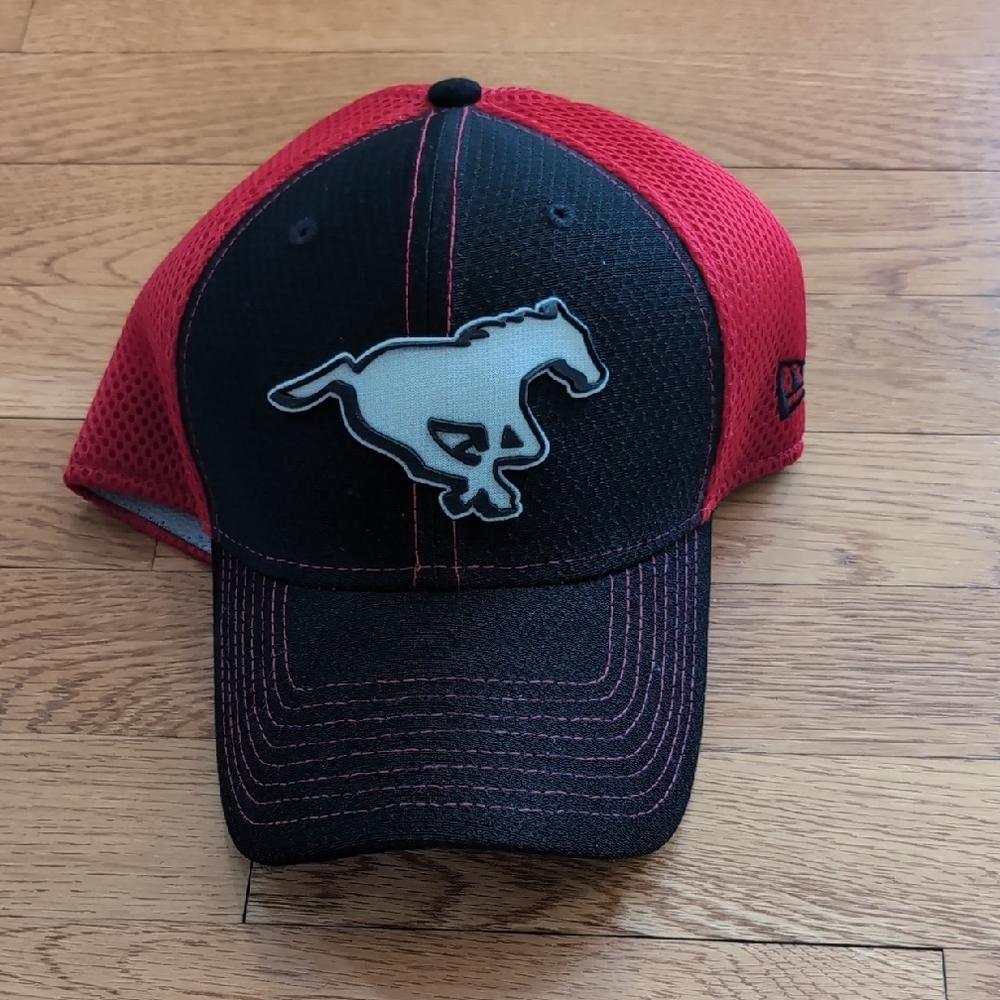Men's Black and Red Mesh Baseball Cap with Running Horse Patch